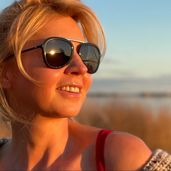 Profile Picture of Marzena Bogdanowicz (@bmarzenka) on Poshmark