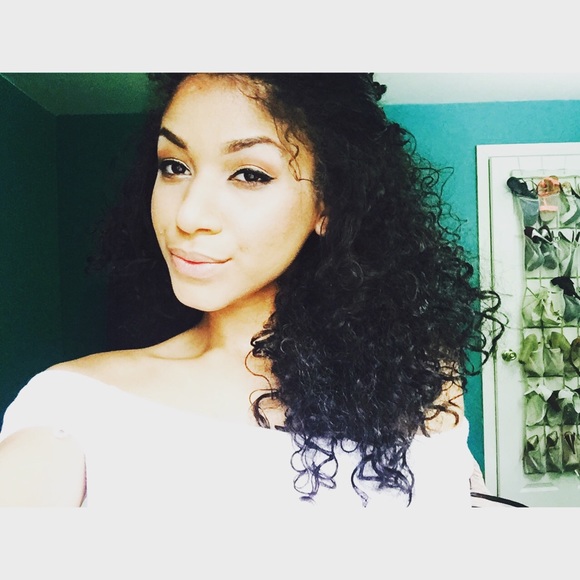 Profile Picture of Janeth Martins (@msmartins) on Poshmark