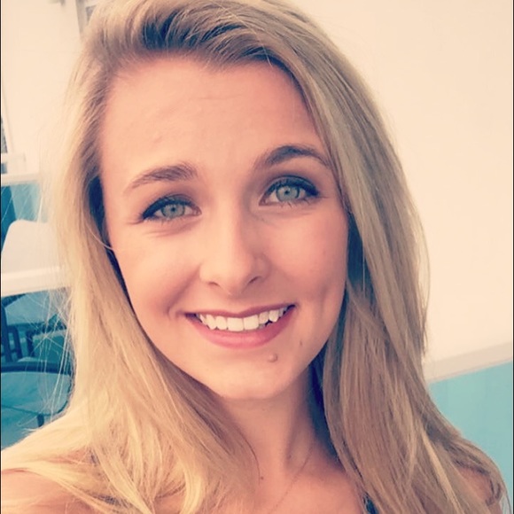 Profile Picture of Alexandra Clay (@laxergirl21210) on Poshmark