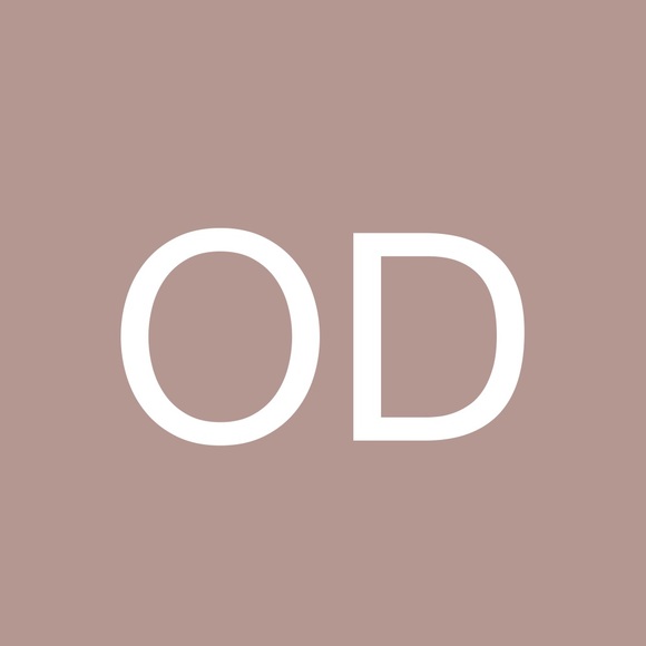 Profile Picture of Otur Dernawi (@otur1889) on Poshmark