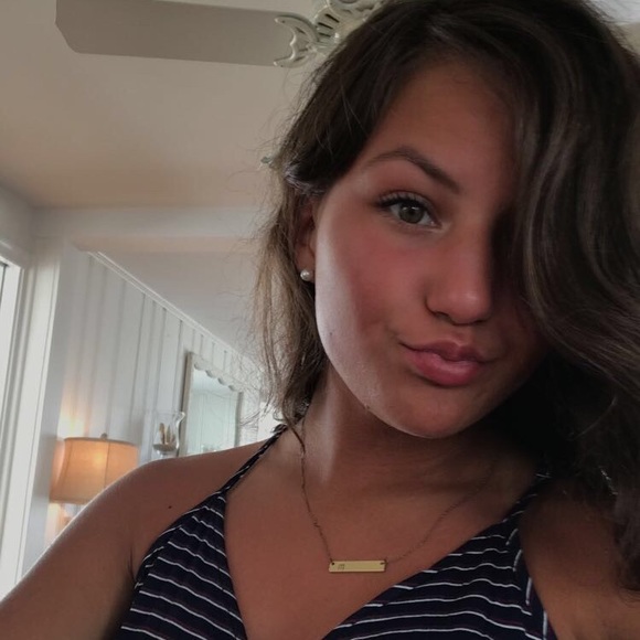 Profile Picture of Michaela Pignone (@michaelapignone) on Poshmark