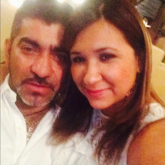 Profile Picture of Lorena Vasquez (@lorenavasquez22) on Poshmark