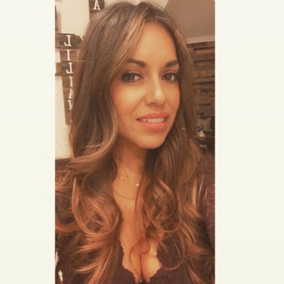 Profile Picture of Liliana Reitmeyer (@lreitmeyer) on Poshmark