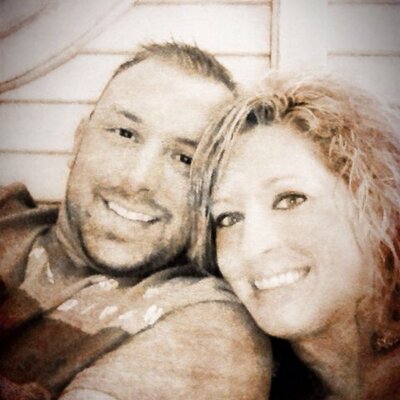 Profile Picture of Amy&josh (@amy_denney) on Twitter