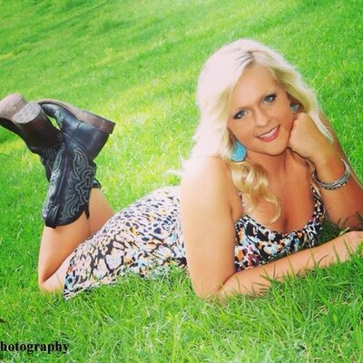 Profile Picture of Mandy Whitfield (@manda_whitfield) on Twitter