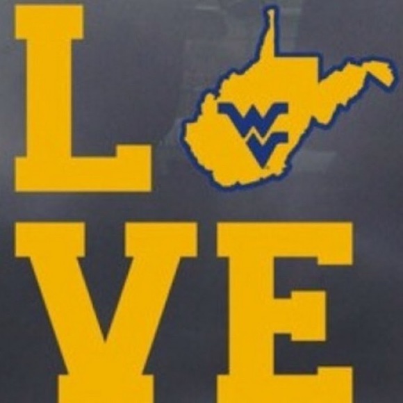 Profile Picture of Billy Bates (@billy_bates) on Poshmark