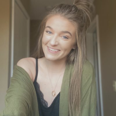 Profile Picture of Haley Catherine (@Cat_Oellermann) on Twitter