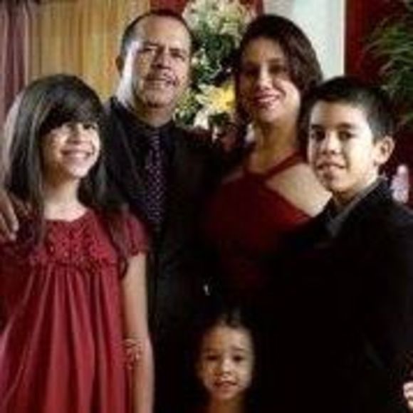 Profile Picture of Raymond Rodriguez (@ray8560) on Poshmark