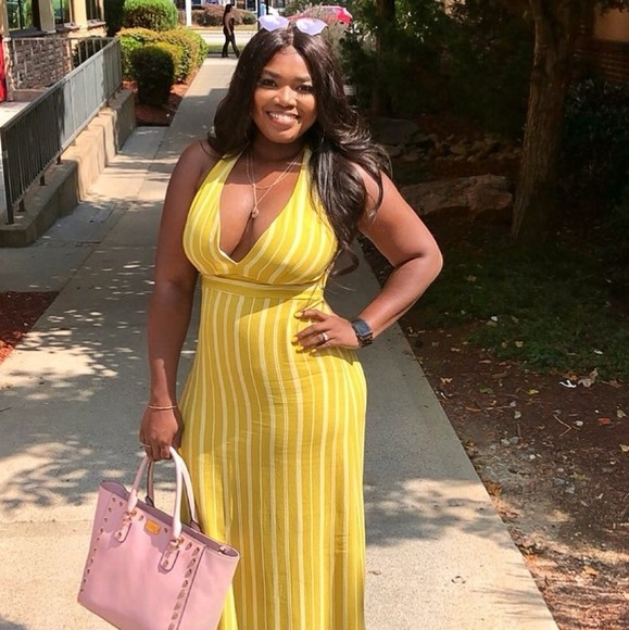 Profile Picture of Asia Foster (@asialfoster) on Poshmark