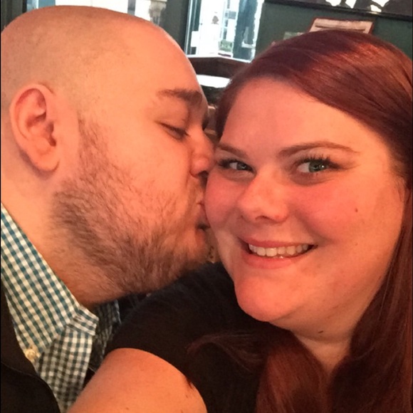 Profile Picture of Amanda Sorrell (@asorrell88) on Poshmark