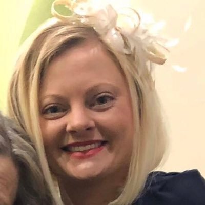 Profile Picture of Alice (@aliceworsley) on Twitter