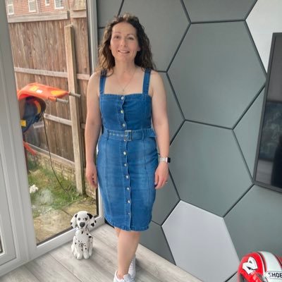 Profile Picture of Vicky Rourke (@RourkeVicky) on Twitter