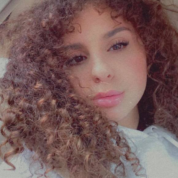 Profile Picture of Alaa Hassan (@alaa_hassan) on Poshmark