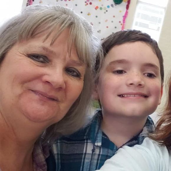 Profile Picture of Beverly Holt (@cardet3110) on Poshmark