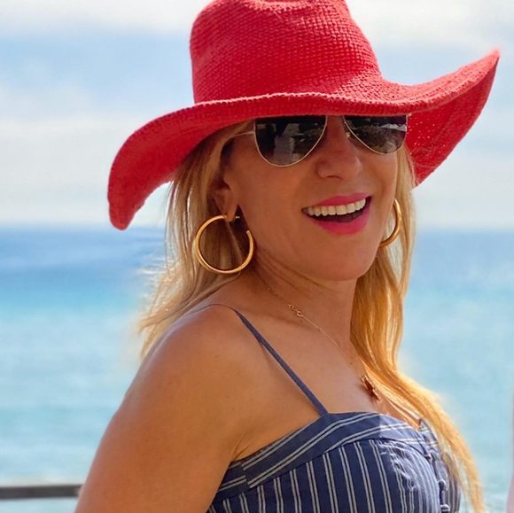 Profile Picture of Sigal Byrnes (@sigalbyrnes) on Poshmark