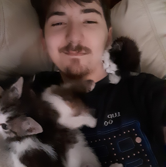 Profile Picture of Kyle Cearley (@kylecearley) on Poshmark