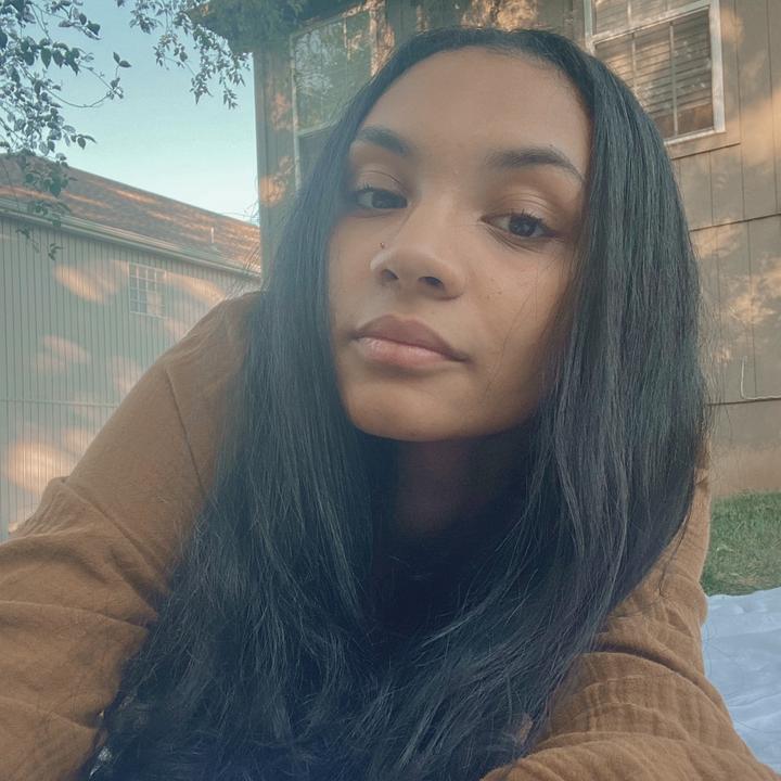 Profile Picture of   alexis... (@alexislaauren) on Tiktok