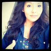 Profile Picture of Chloe Fowler (@sheschlo) on Youtube