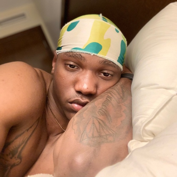 Profile Picture of Sean Nicolas (@itzseando) on Poshmark