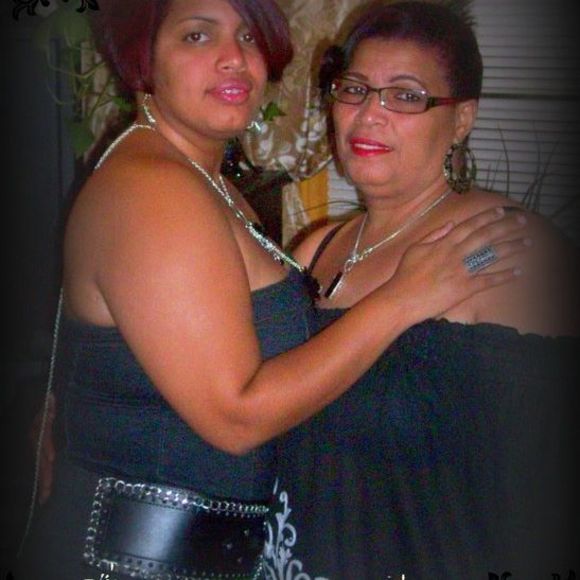 Profile Picture of Marilyn Hurtado (@latetany70) on Poshmark