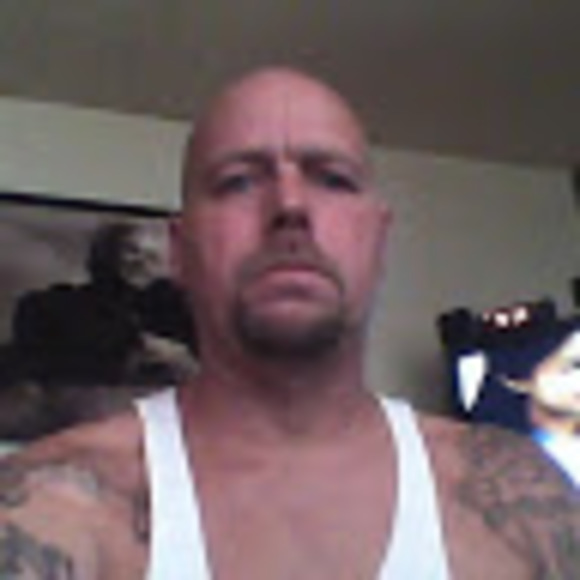 Profile Picture of David Russell (@drussell5150) on Poshmark