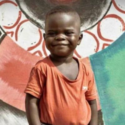 Profile Picture of Jacuzzi Of Yaba (@gidigrapher) on Twitter