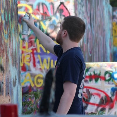 Profile Picture of Daniel Mattoon (@danielttoon) on Twitter