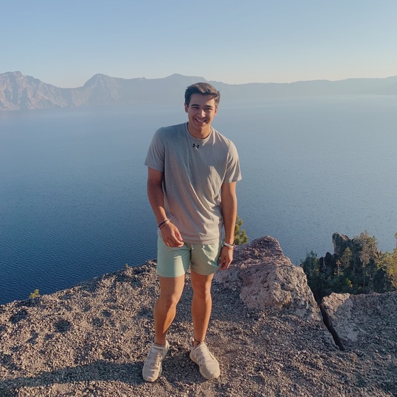 Profile Picture of Joseph Coon (@josephsumner5) on Poshmark