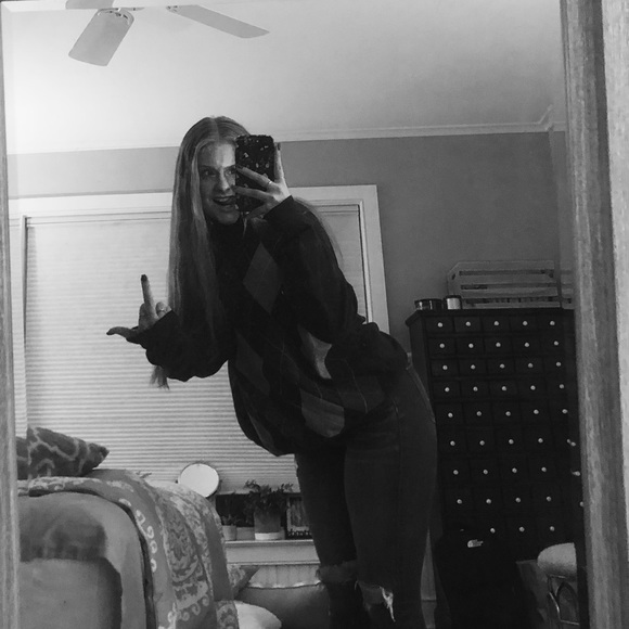 Profile Picture of Makayla Mcbride (@makayla_mcbride) on Poshmark