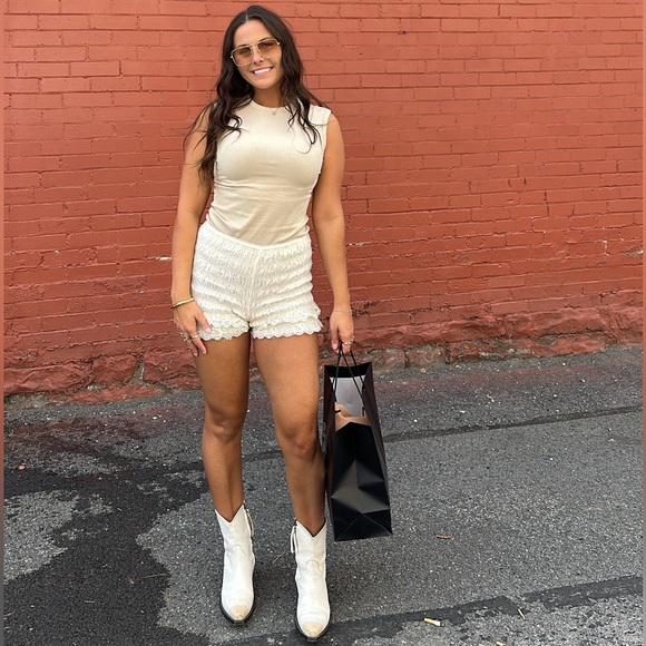Profile Picture of Brittany Spiece (@bns213) on Poshmark