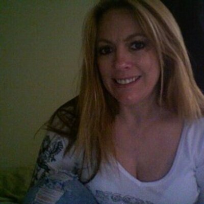 Profile Picture of Rhonda Dowell (@pebbles129) on Twitter