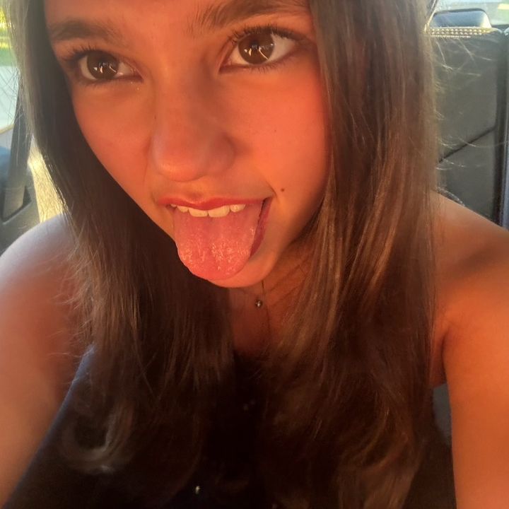 Profile Picture of 💋💋💋 (@cordeliar.d) on Tiktok