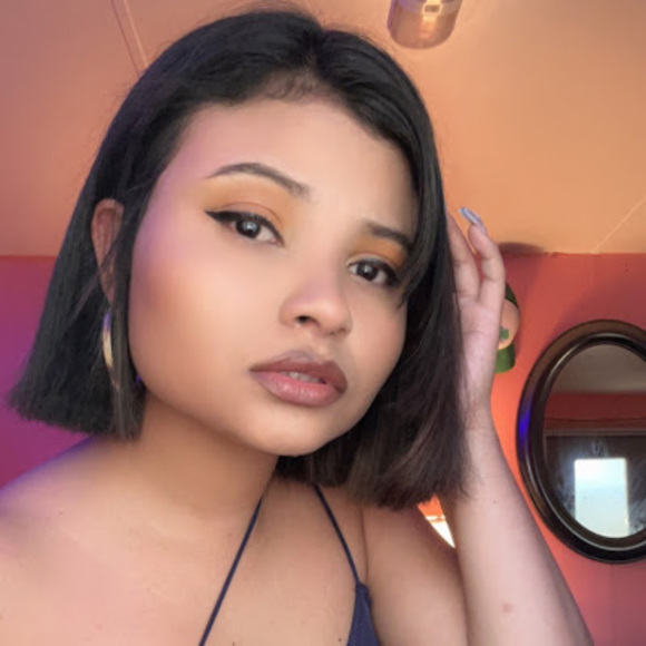 Profile Picture of Isabel Ochoa antunez (@5129279904) on Poshmark