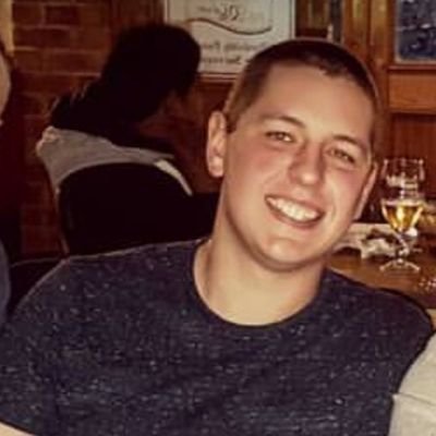 Profile Picture of Carl Jones (@carlos_wba) on Twitter