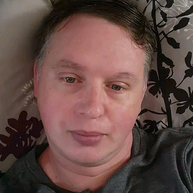 Profile Picture of Aaron Clinton (@aaronlovell90) on Tiktok