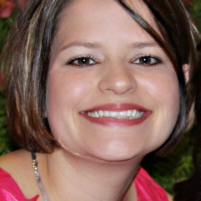 Profile Picture of April Paschall (@PaschalPrincess) on Twitter