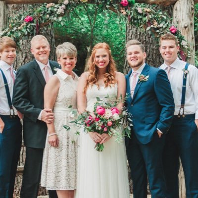 Profile Picture of Kami Wright (@teach1stwright) on Twitter