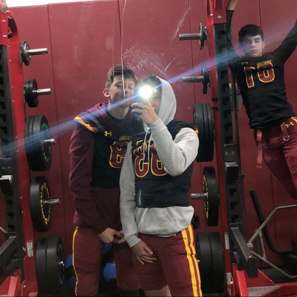 Profile Picture of Evan Dimalanta (@evandimalanta) on Poshmark