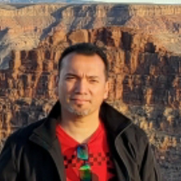 Profile Picture of Rafael Javier (@moustrillo1974) on Poshmark