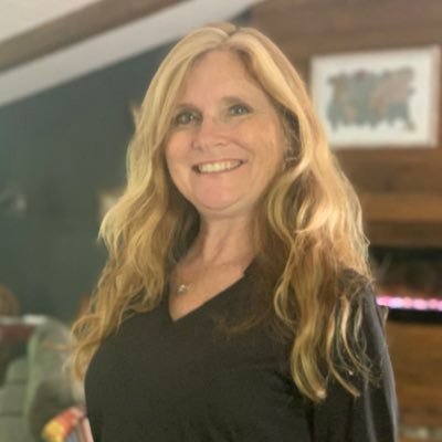 Profile Picture of Nicki Johnson (@bravosmom7) on Twitter