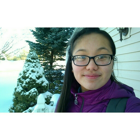 Profile Picture of Joyce Lin (@jxyceeelin) on Poshmark