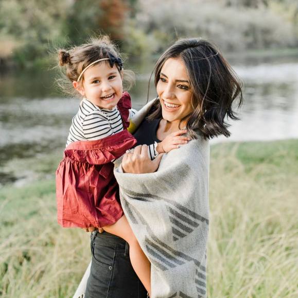 Profile Picture of Linda Hergenrader (@lindayacoub) on Poshmark