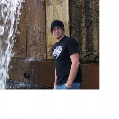 Profile Picture of John Perrino (@perrinoestates) on Twitter