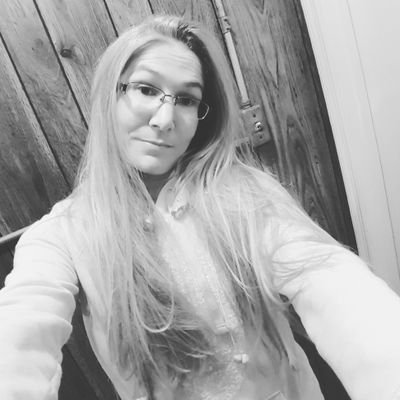 Profile Picture of Crystal (@CrystalHeath112) on Twitter