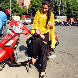 Profile Picture of Ruby Atwal (@jasdeep.gill.1428) on Facebook
