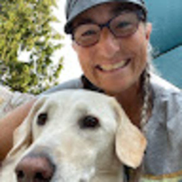 Jenn Angelis - Poshmark Profile Picture of Jenn Angelis (@pigsfly422) on Poshmark