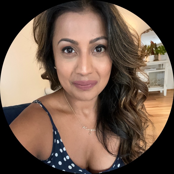 Profile Picture of Pallavi Sharma (@pallavisharma4) on Poshmark
