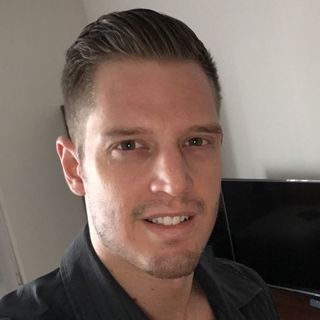 Profile Picture of Péter Diós (@diospeter) on Instagram