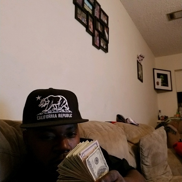 Profile Picture of Eugene Bell (@bellkid) on Poshmark
