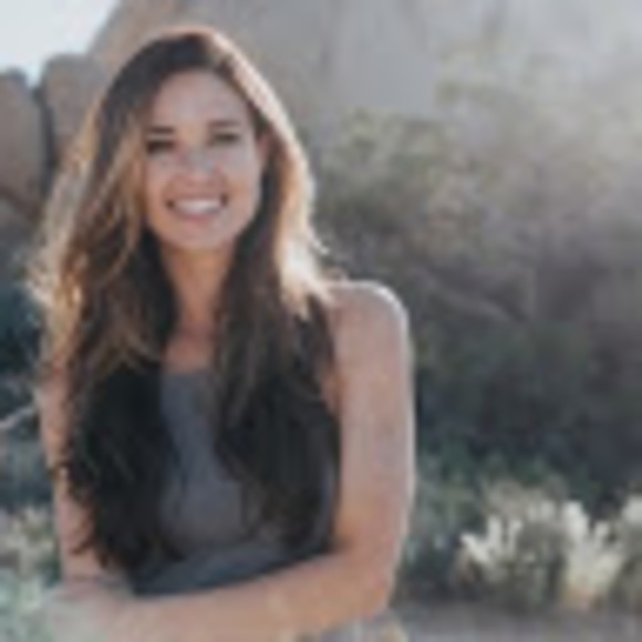 Profile Picture of Kristy Clemons (@kristygrahamrn) on Poshmark